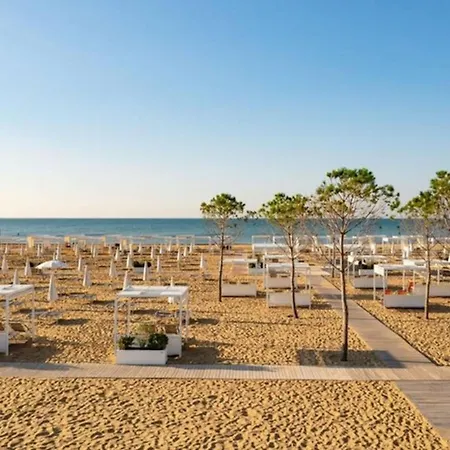 Coastal With Shared Pool شقة بيبيوني