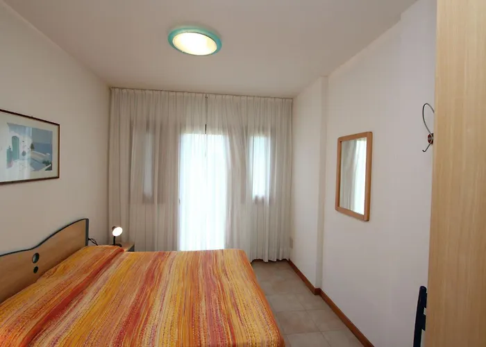 Coastal With Shared Pool Apartment Bibione