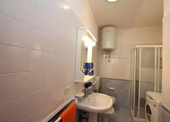 Apartment Coastal With Shared Pool